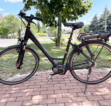 STAIGER SINUS - 28”, 50-es vázméret, dönthető kormány, alu váz, rugós nyeregcső, Bosch Active Line, 500WH akkumulátor, Shimano Nexus 8 váltó, Magura hidraulikus abroncsfékek. Ár: 319.000Ft